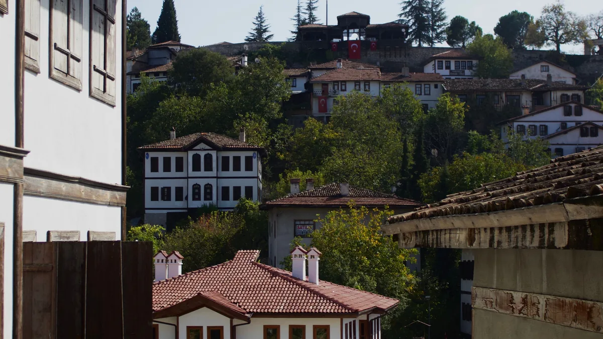 Geleneksel Osmanlı evlerinin bulunduğu tarihi yerleşim