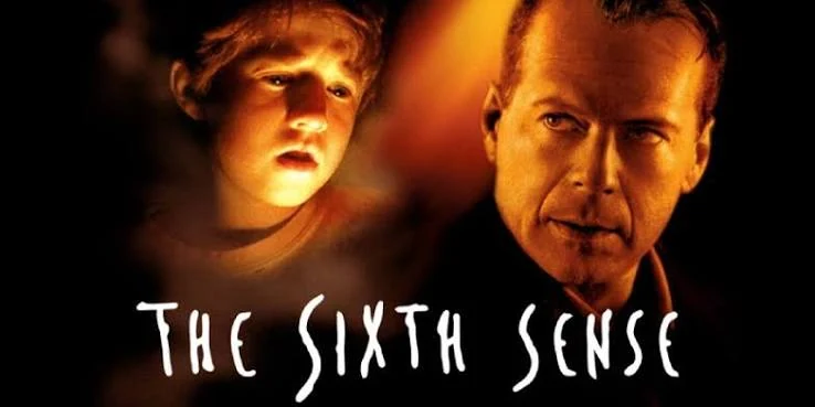 The Sixth Sense ters köşe film önerisi